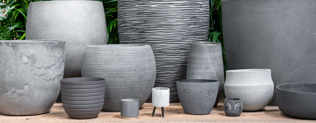 Pots de fleurs anthracite et gris